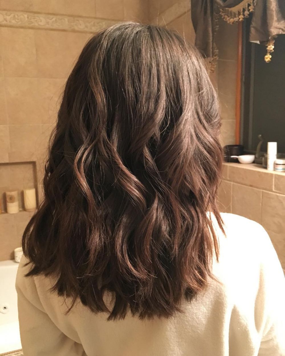 Curly Cut: Rahasia Rambut Tipis dan Berminyak yang Terlihat Lebih Bervolume dan Segar