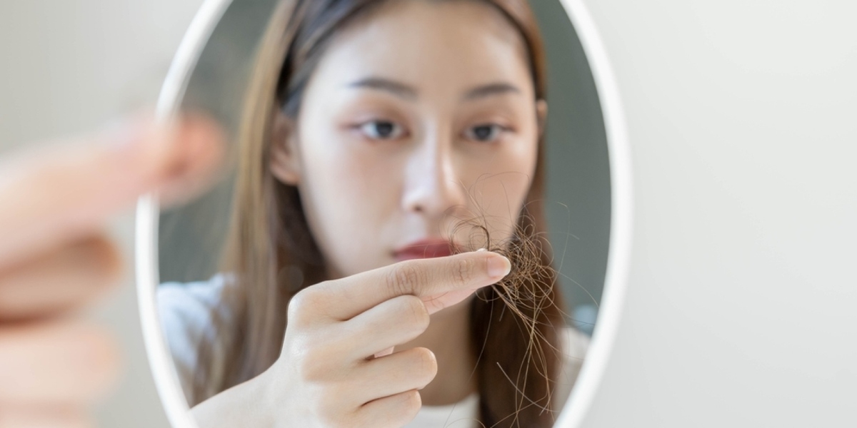 Rambut Kusut Karena Stres? Tenang, Ini Solusinya!