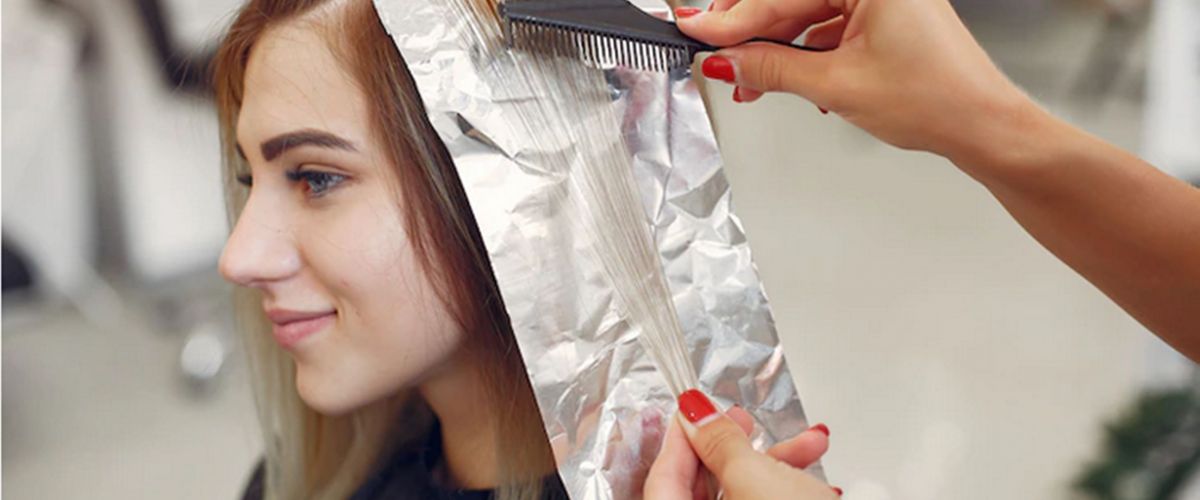 12 Cara Merawat Rambut Bleaching agar Tidak Kering dan Tetap Lembut