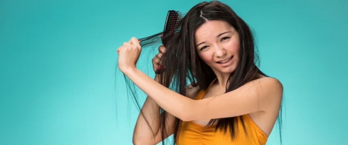 Bagaimana Cara Mengatasi Rambut Frizzy dengan Bahan Alami?