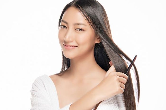 Rambut Kering dan Kusam? Atasi dengan Tips Jitu Menjaga Kelembapan di Musim Kemarau!