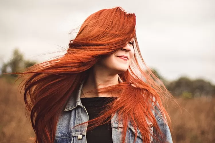 Cara Mengatasi Rambut Kusut tanpa Shampoo: 12 Tips Efektif untuk Rambut Lebih Sehat