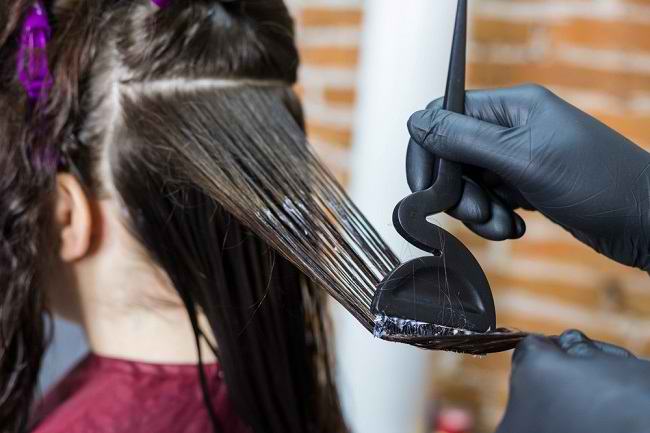 Mengapa Rambut Anda Membutuhkan Perawatan Keratin? Rahasia Rambut Sehat dan Berkilau