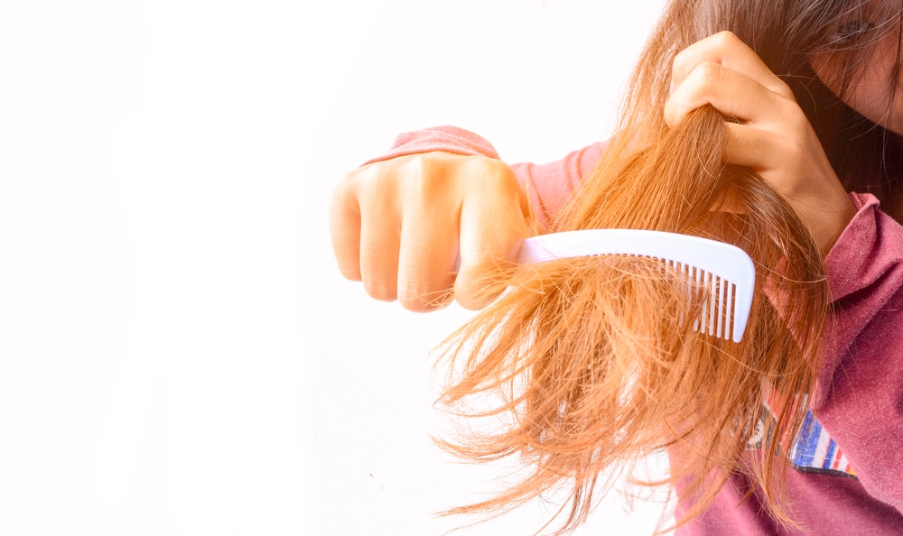 Rambut Kusut Si Kecil: Penyebab dan Cara Mengatasinya