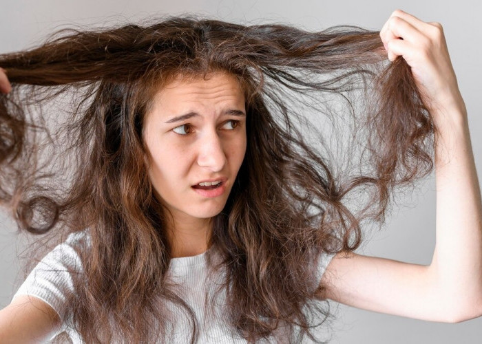 Rambut Rontok dan Lepek? Tenang, Ini Solusinya!