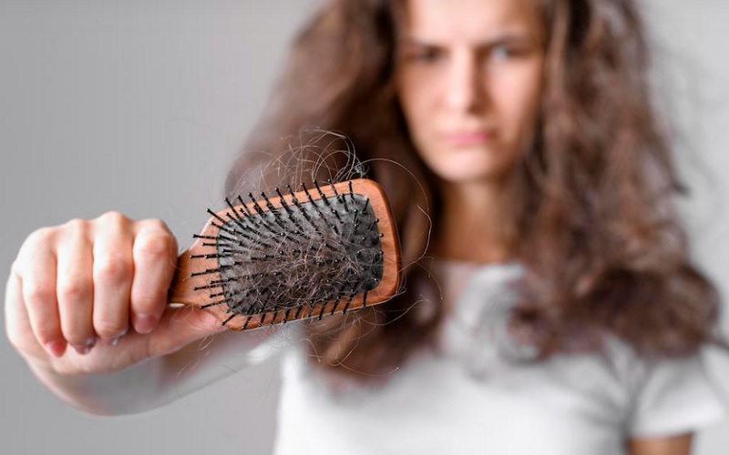 Cara Mencegah Rambut Rontok pada Wanita: 12 Langkah Efektif untuk Mengurangi Kerontokan