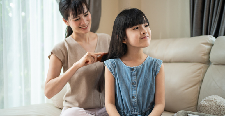 Rambut Si Kecil Sehat dan Berkilau dengan Bahan Alami!