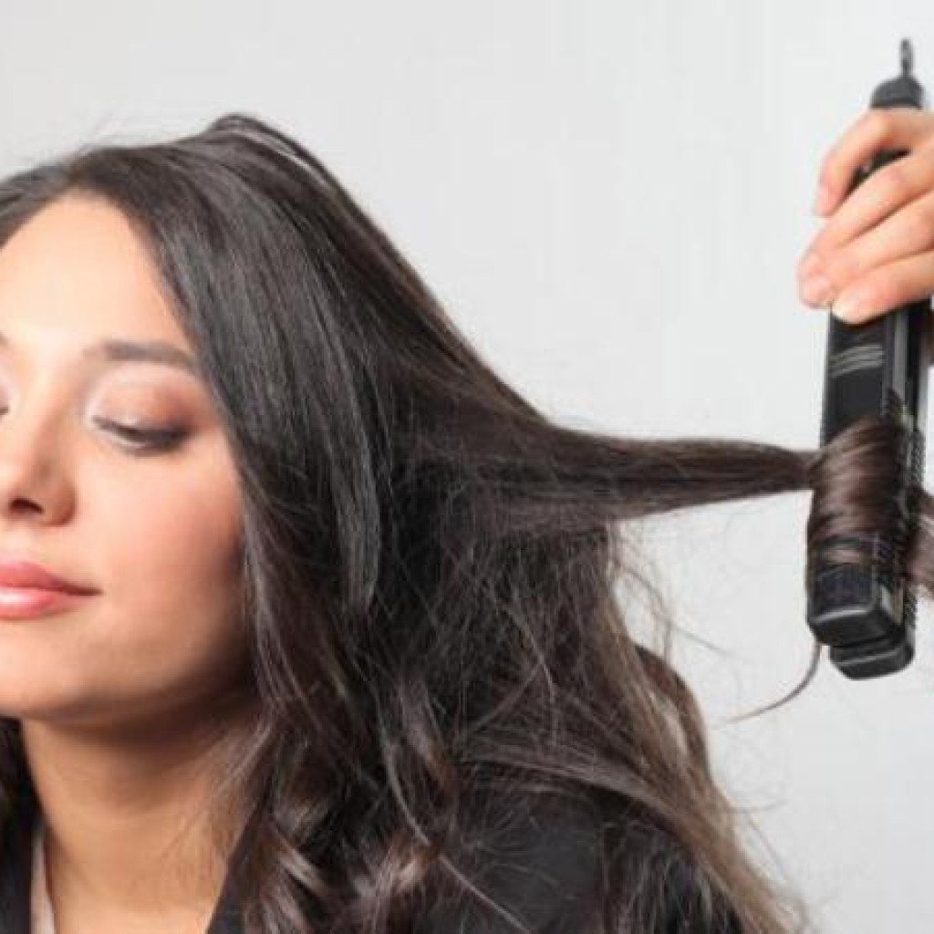 5 Kesalahan Umum dalam Perawatan Rambut Keriting yang Harus Dihindari