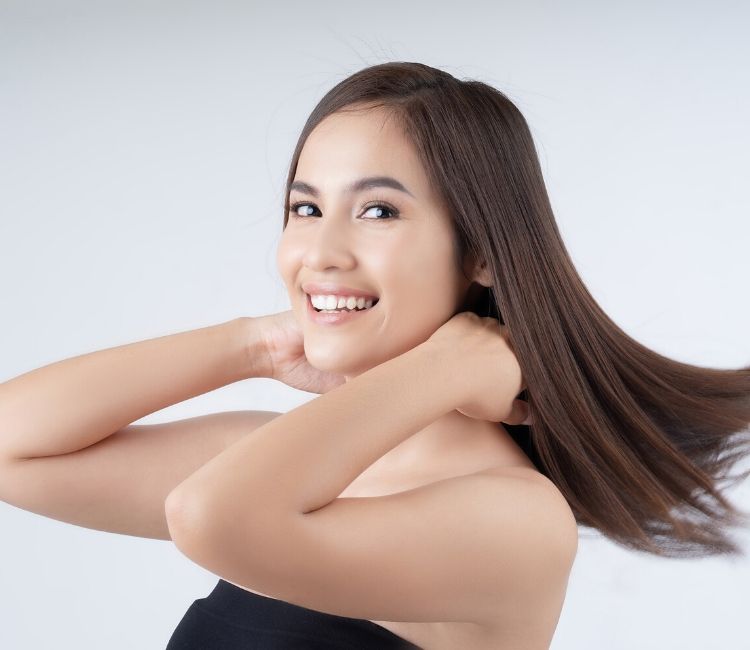 5 Tips Perawatan Rambut Tebal Agar Tidak Berat dan Mudah Diatur