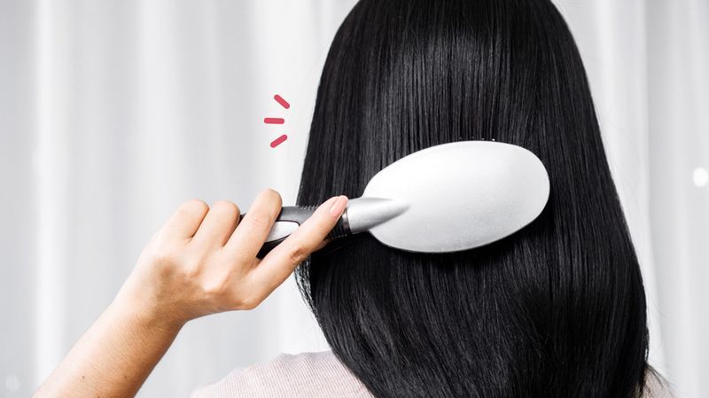 Rambut Berkilau dalam 7 Hari: Tips Terbaik untuk Menyingkirkan Rambut Kusam