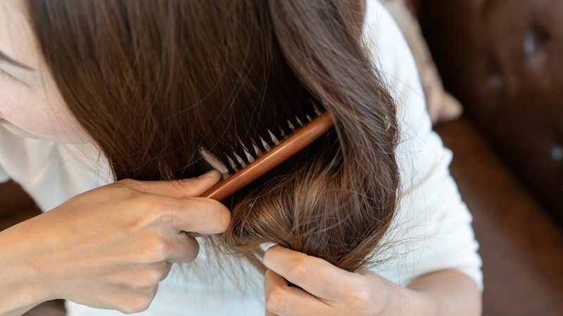 7 Cara Merawat Rambut Bergelombang Agar Tidak Mengembang: Rahasia Rambut Indah dan Terdefinisi