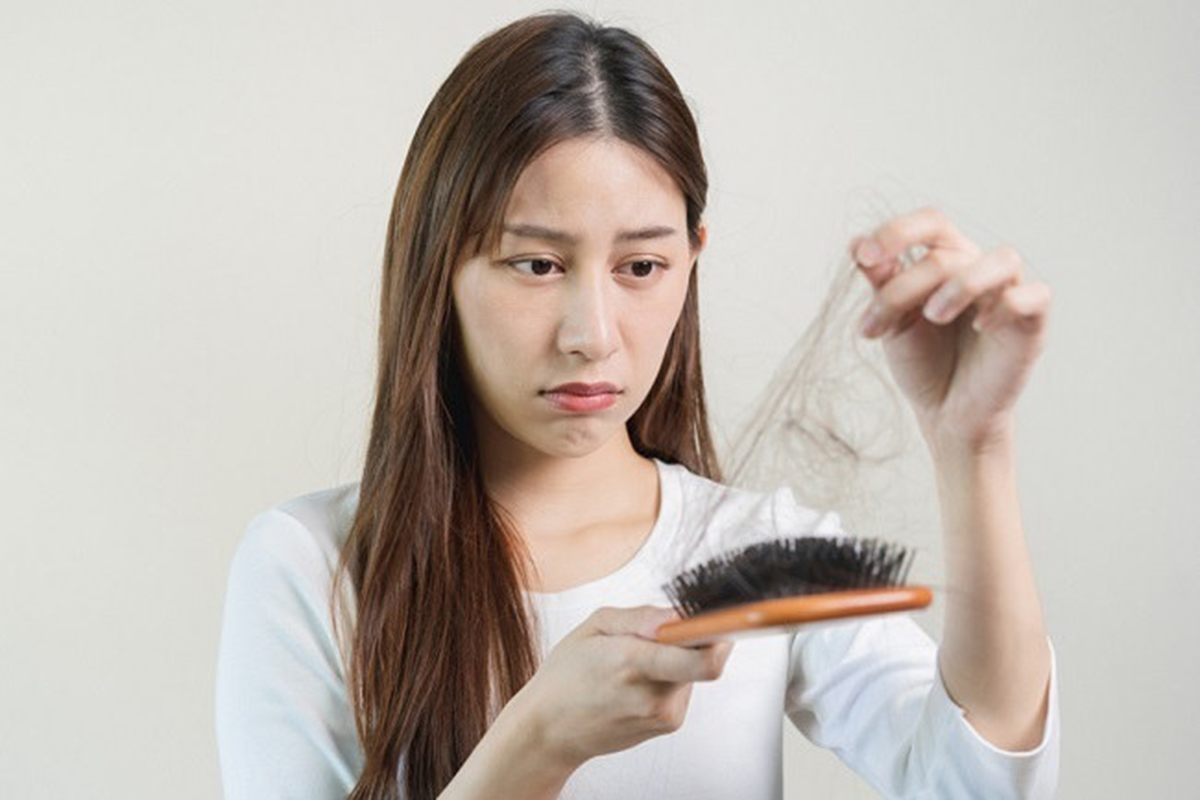 Rambut Rontok Tak Terkendali? Anemia Bisa Jadi Pelakunya!