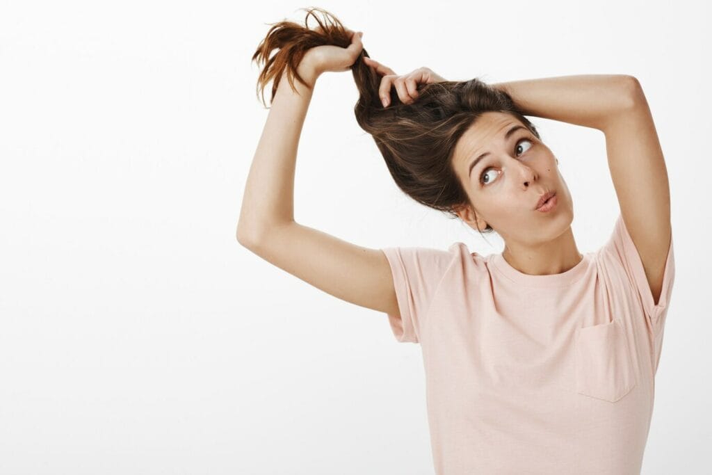 Ucapkan Selamat Tinggal pada Rambut Kering! Tips Mudah untuk Orang Tua