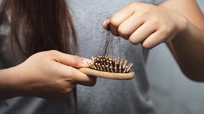 Rambut Rontok Karena Perawatan Panas: 12 Faktor yang Harus Diwaspadai