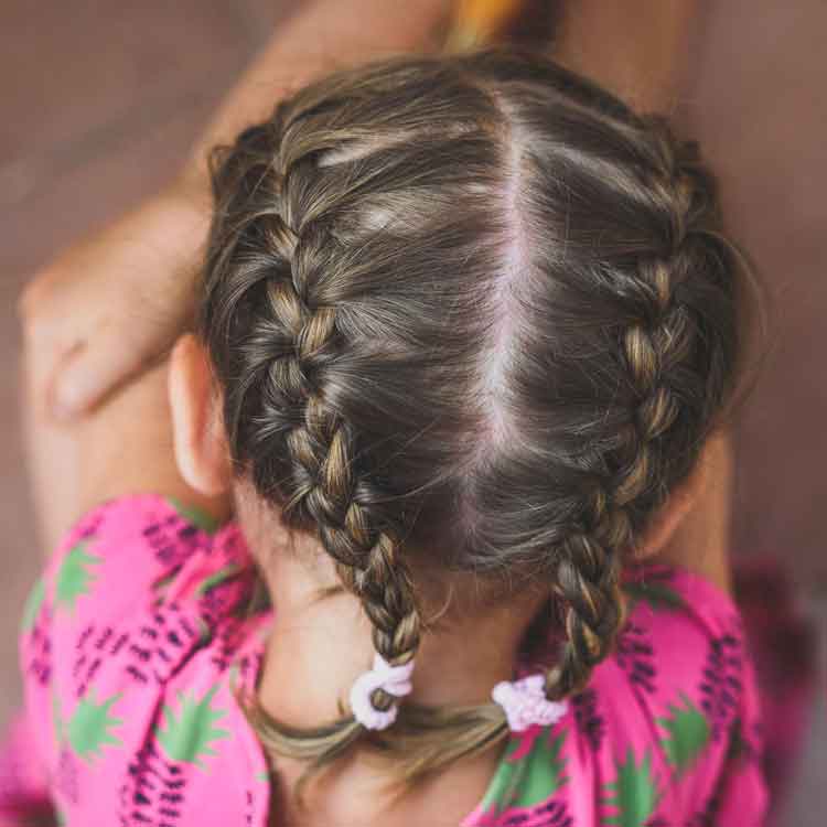 Inspirasi Gaya Rambut Anak untuk Pesta yang Menawan: Dari Imut hingga Elegan!