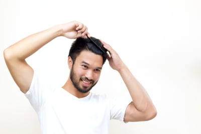 3 Vitamin Penting untuk Menjaga Rambut Pria Tetap Sehat dan Berkekuatan