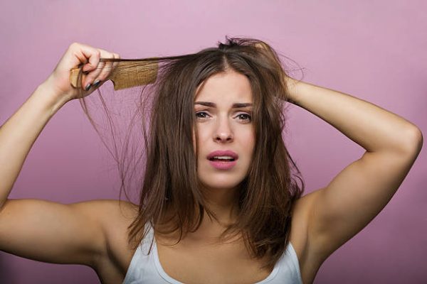 Rambut Kusut? Tenang, Atasi dengan 7 Tips Mudah Ini!