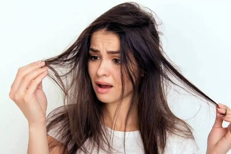 Selamat Tinggal Rambut Lepek, Halo Rambut Segar! Tips Cepat Merawat Rambut di Pagi Hari