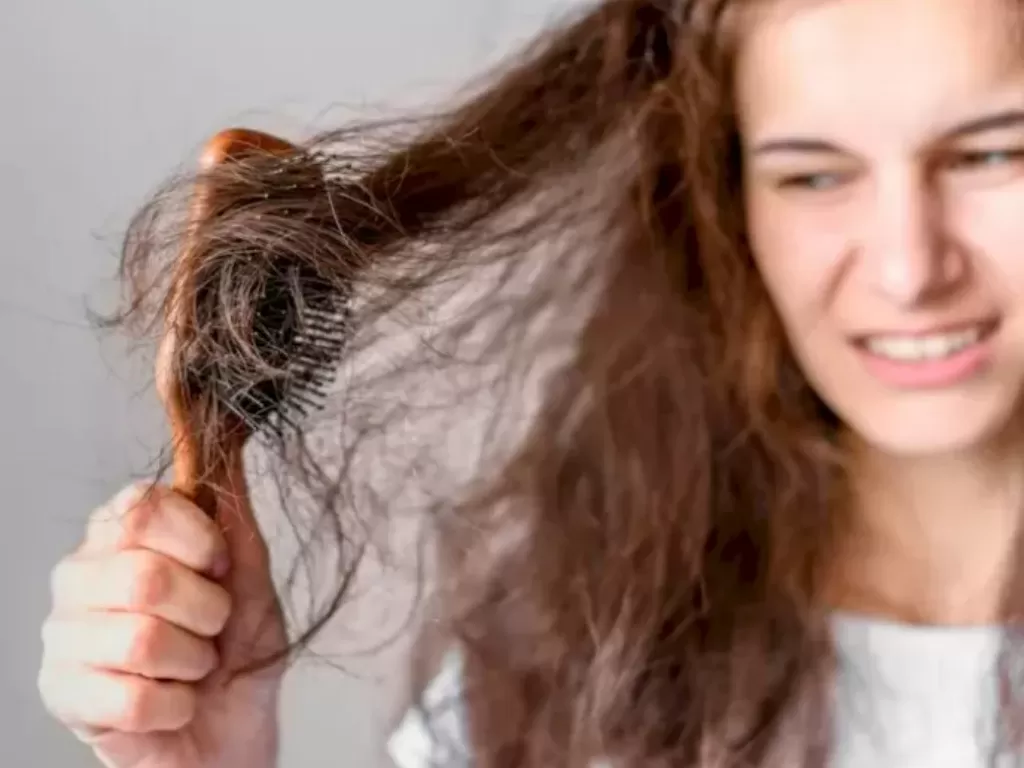 Gaya Rambut 2024: Solusi untuk Rambut Kusut Akibat Rambut Tebal