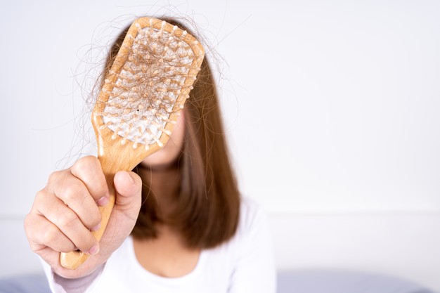 Rahasia Rambut Sehat dan Lebat: Ucapkan Selamat Tinggal pada Rambut Rontok!