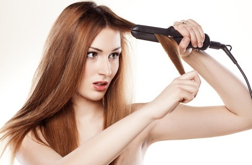 Lelah Dengan Rambut Kering dan Kusam? Simak Tips Jitu Atasi Masalah Ini!