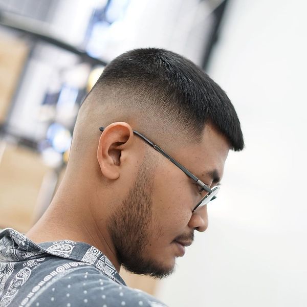 Inspirasi Gaya Rambut Crop untuk Tampilan Modern dan Stylish