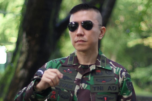 Tampil Keren dan Rapi dengan Gaya Cepak TNI: Panduan Lengkap untuk Menemukan Potongan Rambut yang Tepat