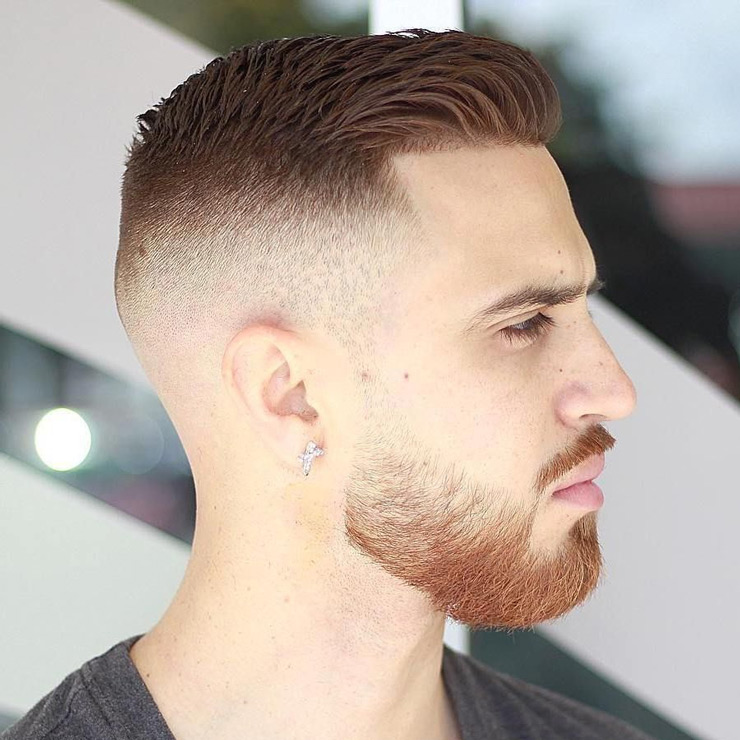 5 Gaya Undercut Fade yang Cocok untuk Rambut Ikal: Taklukkan Keunikanmu!