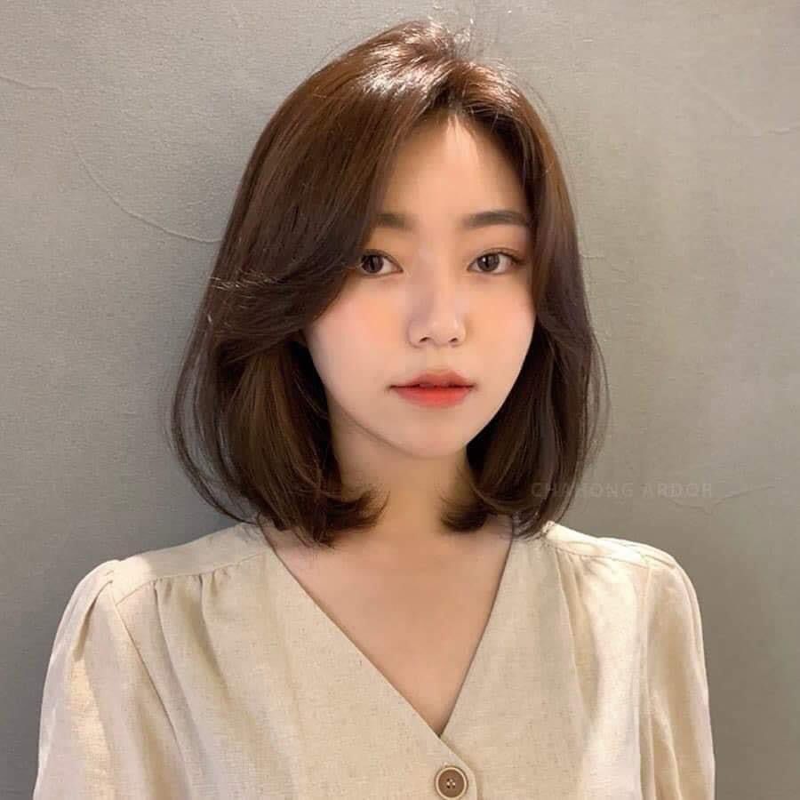 Rahasia Wajah Bulat Makin Cantik dengan Model Rambut Bob Layer ala Korea