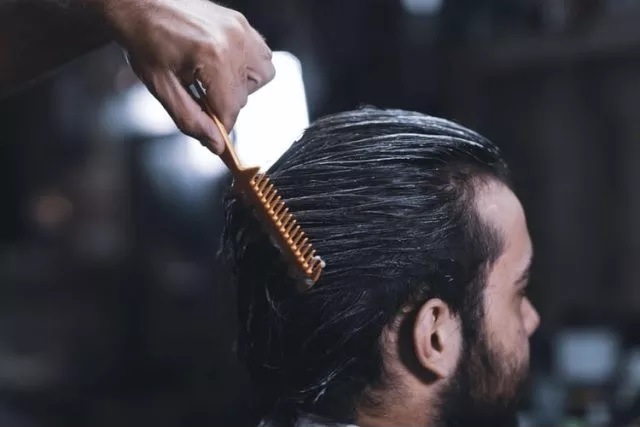 7 Langkah Mengatasi Rambut Berminyak Secara Efektif: Ucapkan Selamat Tinggal pada Rambut Lepek!