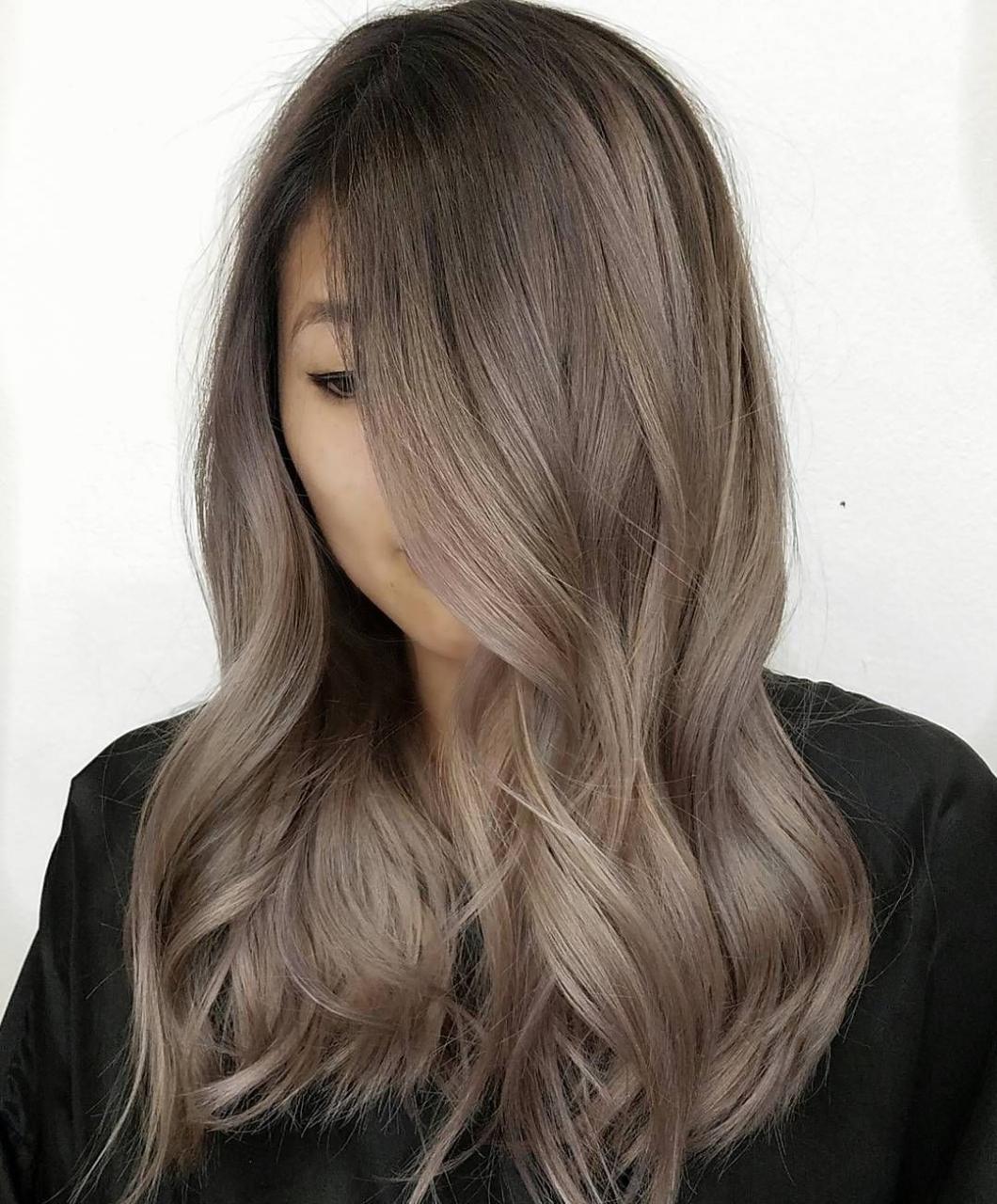 Ash Blonde dan Golden Brown: Perpaduan Warna Rambut yang Menakjubkan