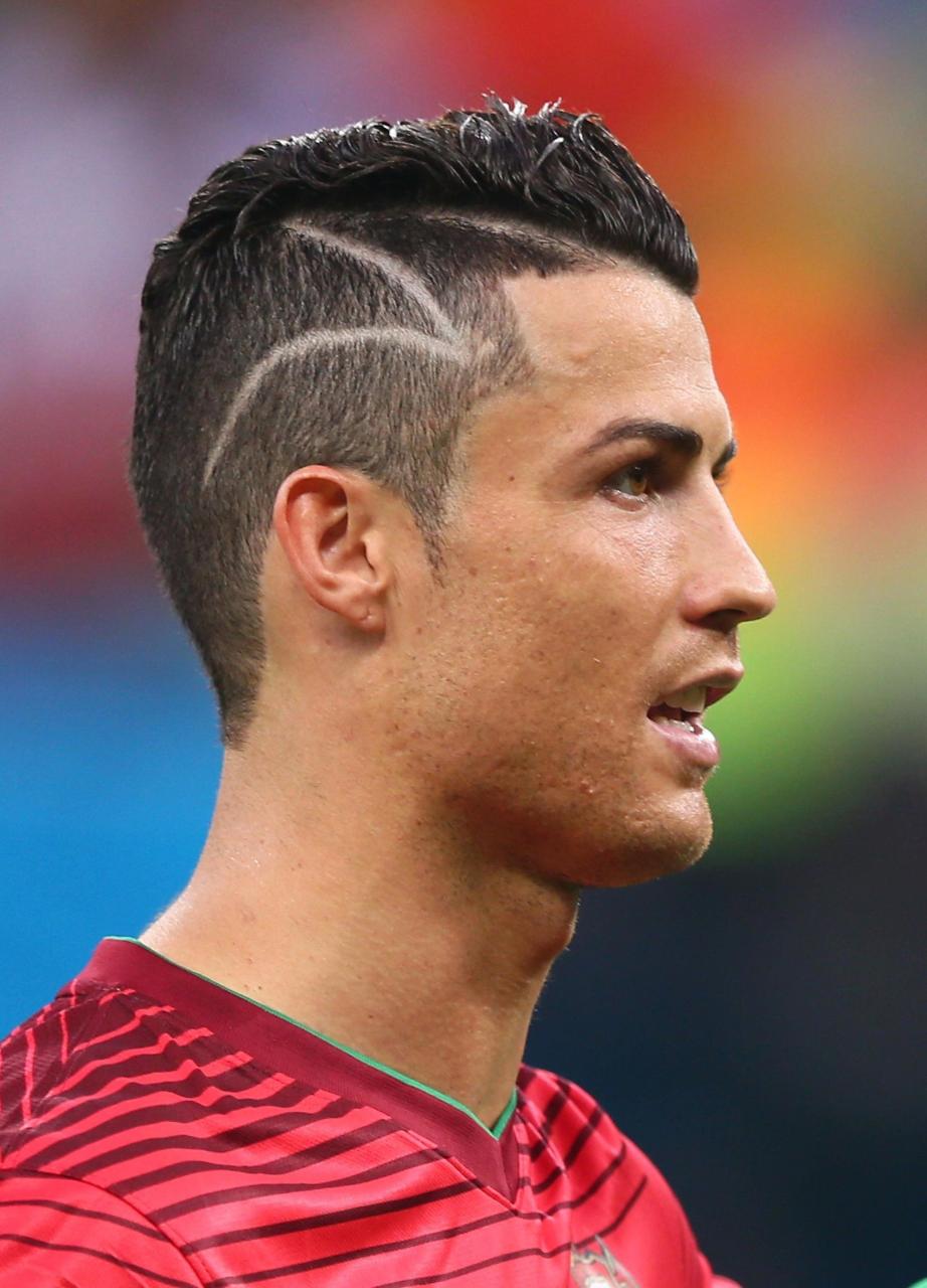 Gaya Rambut Cristiano Ronaldo: Cara Mendapatkan Tampilan Keren Seperti Idolamu