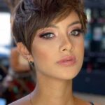 Pixie Cut Warna Pastel: Cocok untuk Segala Bentuk Wajah?