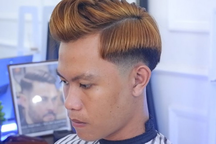 Gaya Rambut Keriting Gantung: Cara Mendapatkan Tampilan yang Keren