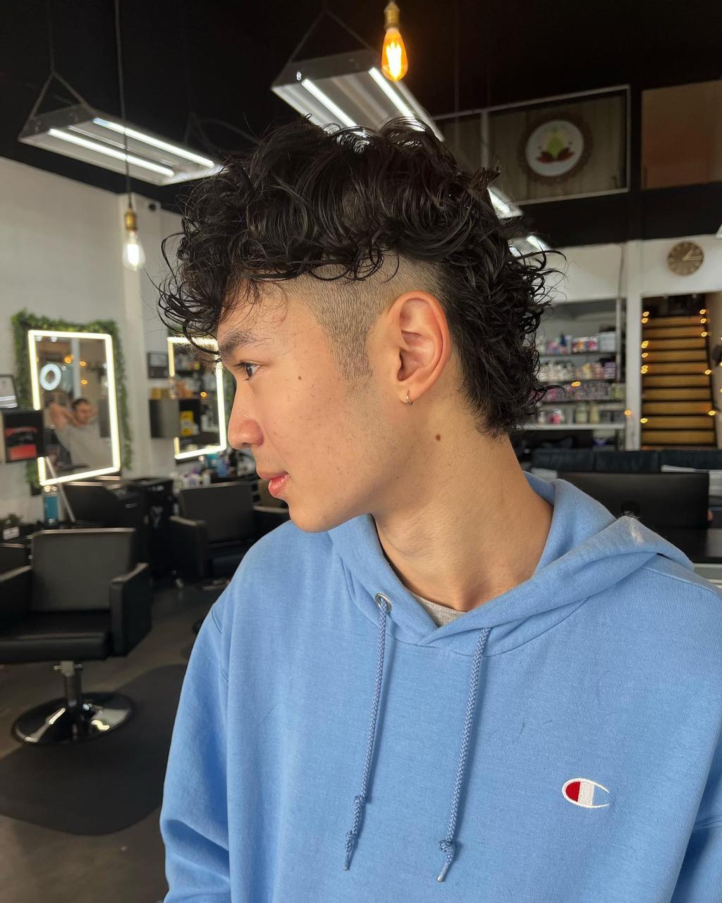 Mullet Ikal: Gaya Rambut Keren yang Cocok untuk Segala Acara