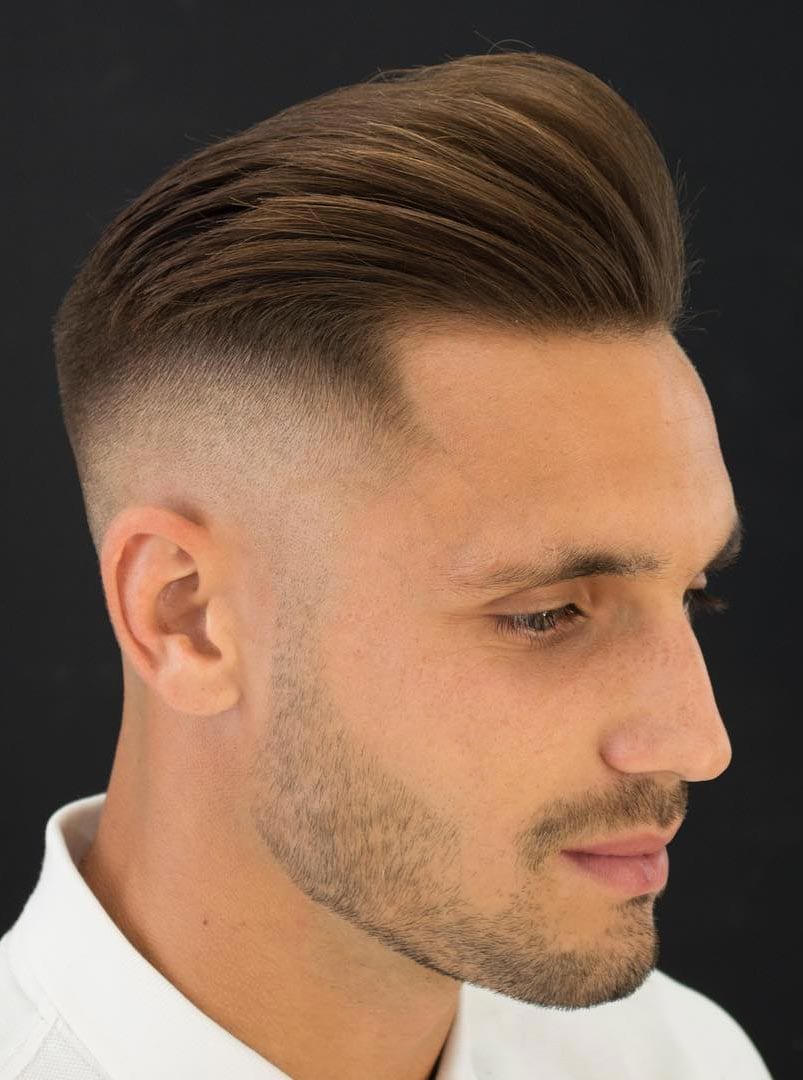 5 Gaya Undercut Fade yang Cocok untuk Rambut Ikal: Taklukkan Keunikanmu!