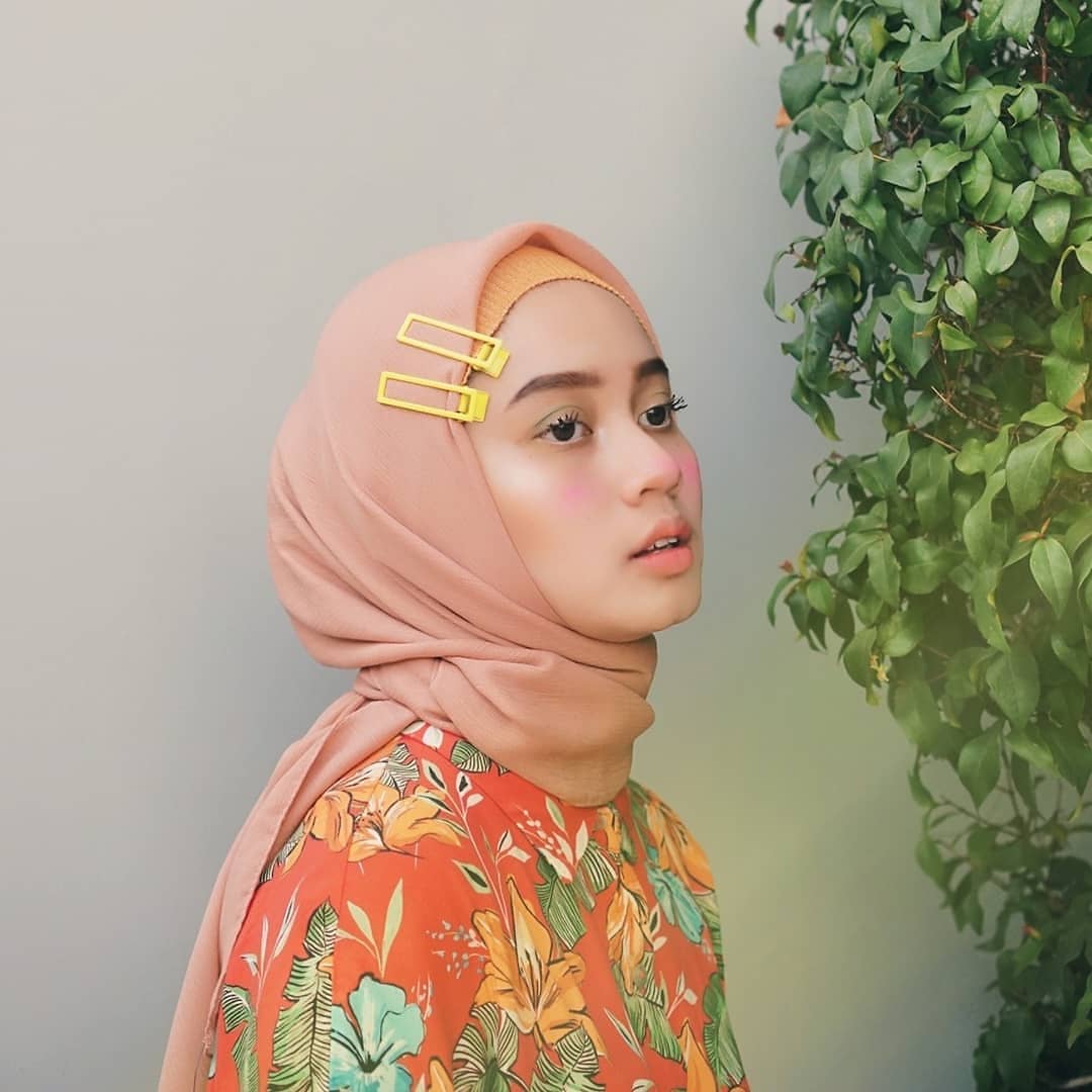 Inspirasi Gaya Rambut Hijab untuk Kuliah atau Kerja: Tampil Stylish dan Percaya Diri