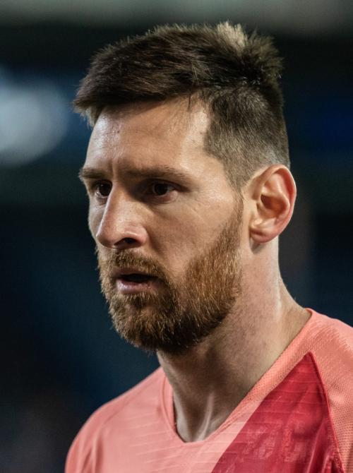 Gaya Rambut Messi: Cara Mendapatkan Tampilan Keren Seperti Pemain Favorit Anda