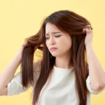 Rambut Kering dan Kusam? Stop Mencuci Terlalu Sering!