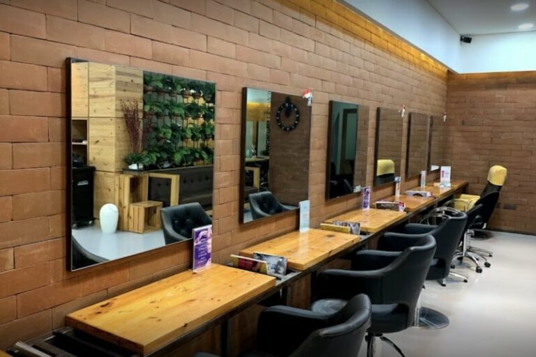 Mencari Salon Rambut Terbaik di Jakarta? Simak Rekomendasi Ini!