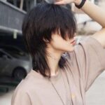 Gaya Rambut Wolf Cut Pria: Pilihan untuk Tampilan yang Stylish dan Maskulin