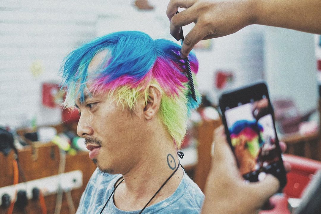 Gaya Rambut Pirang Pria: Cara Mendapatkan Tampilan yang Keren dan Trendy