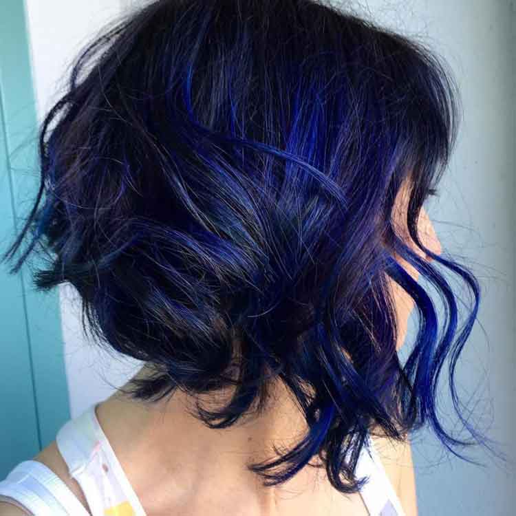 Inspirasi Semir Rambut Blue Black untuk Tampilan yang Keren dan Berani