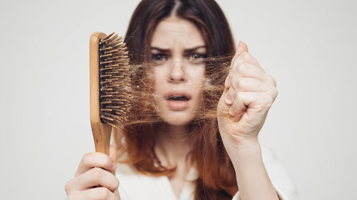 Cara Mudah Mengatasi Rambut Rontok dengan Masker Alpukat