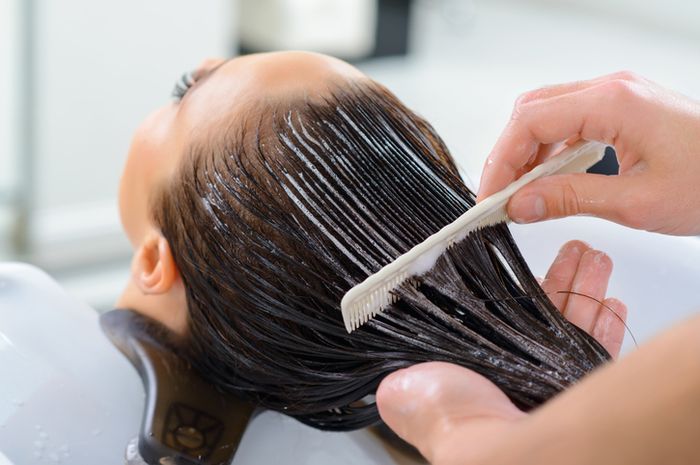 Masker Rambut Alami untuk Mengatasi Rambut Kaku dan Kasar