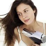 Cara Memilih Hair Dryer yang Tepat untuk Mencegah Kerusakan Rambut Akibat Panas