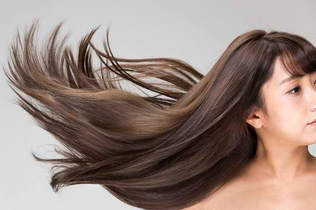 Tips Rambut Berkilau dengan Perawatan Sehari-Hari