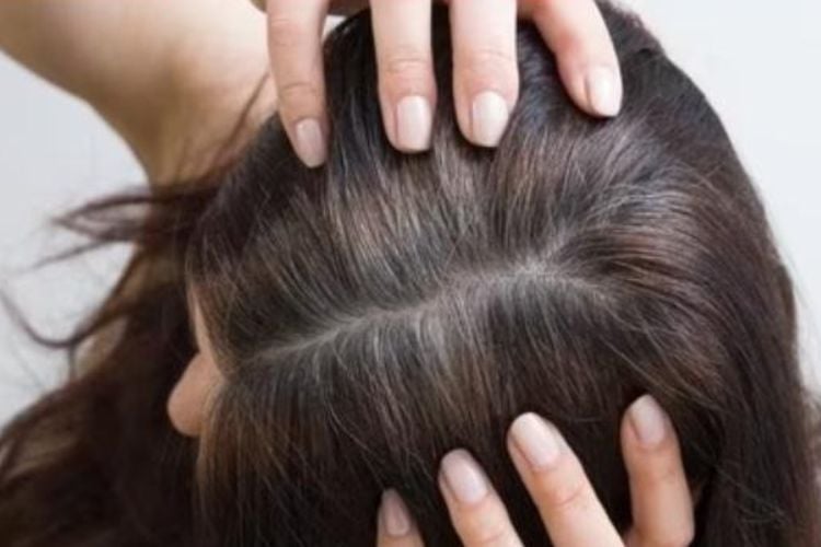 Rambut Anda Berminyak Karena Polusi? Ini Tips Membersihkannya!